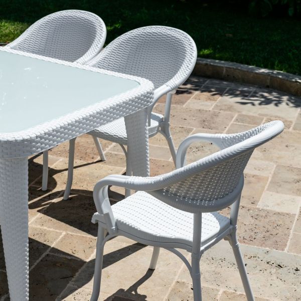Beyaz Rattan Bahçe Masa ve Sandalye Takımı - 90x150 cm Dikdörtgen, Otellerden Ev Bahçelerine Kadar Her Yer İçin Uygun!