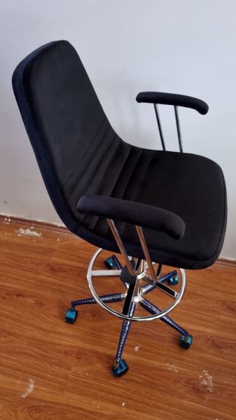 Rose Siyah Kumaş Tekerlekli Rahat Kollu Yüksek Bar Sandalye Modelleri