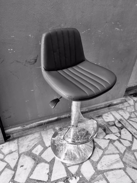 Gri Deri Amortisörlü Mutfak Bar Tabure Modelleri