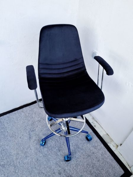 Rose Siyah Kumaş Tekerlekli Bar Sandalyesi