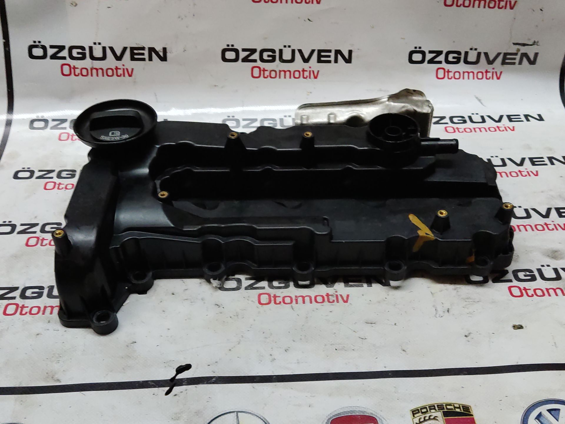Opel Astra 1.6 Ctdi Külbutör kapağı