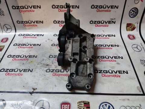 Volvo S60 2.4 D5 Bağlantı Braketi