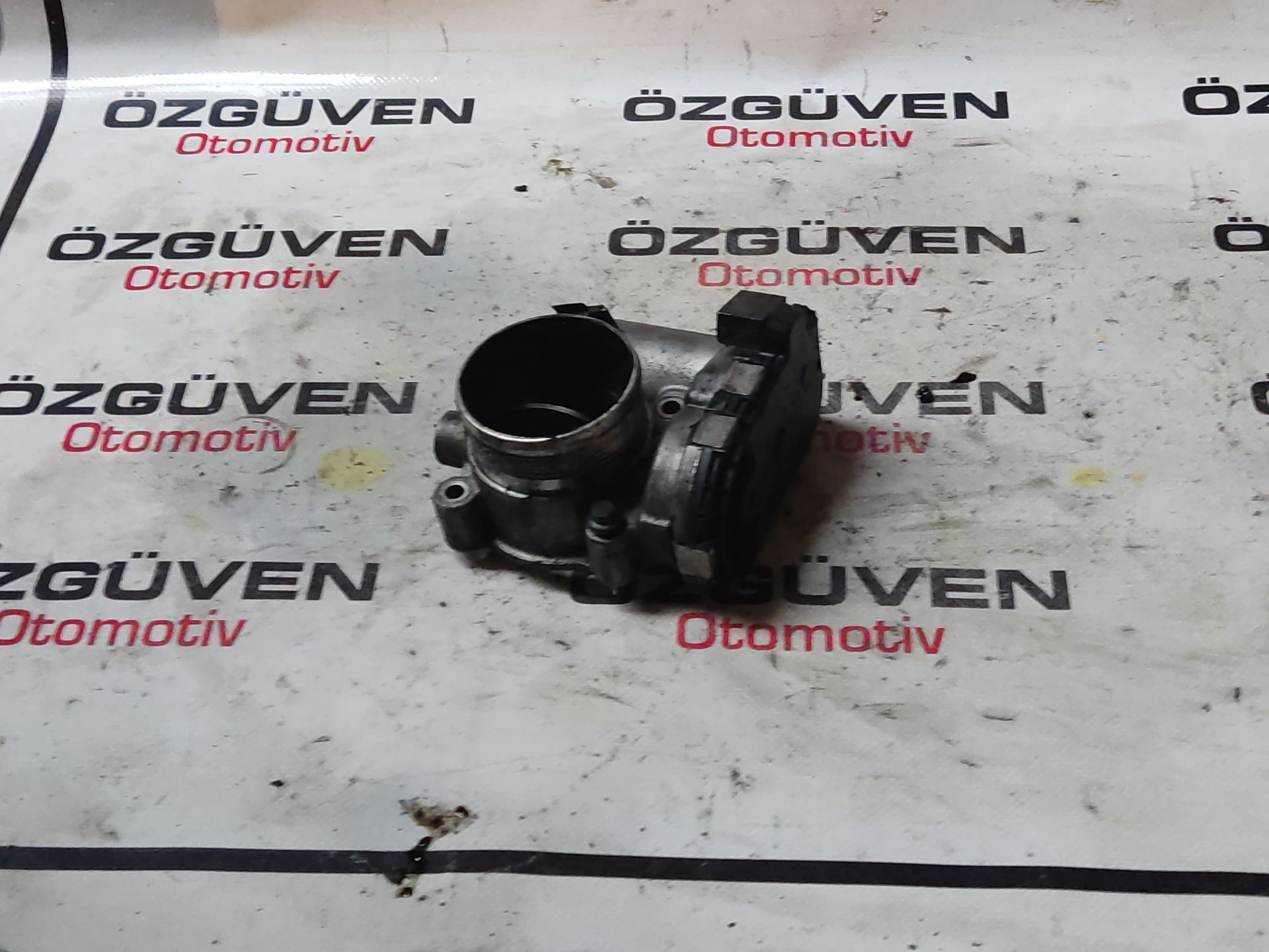 Volvo S80 2.4 D5 Boğaz kelebeği