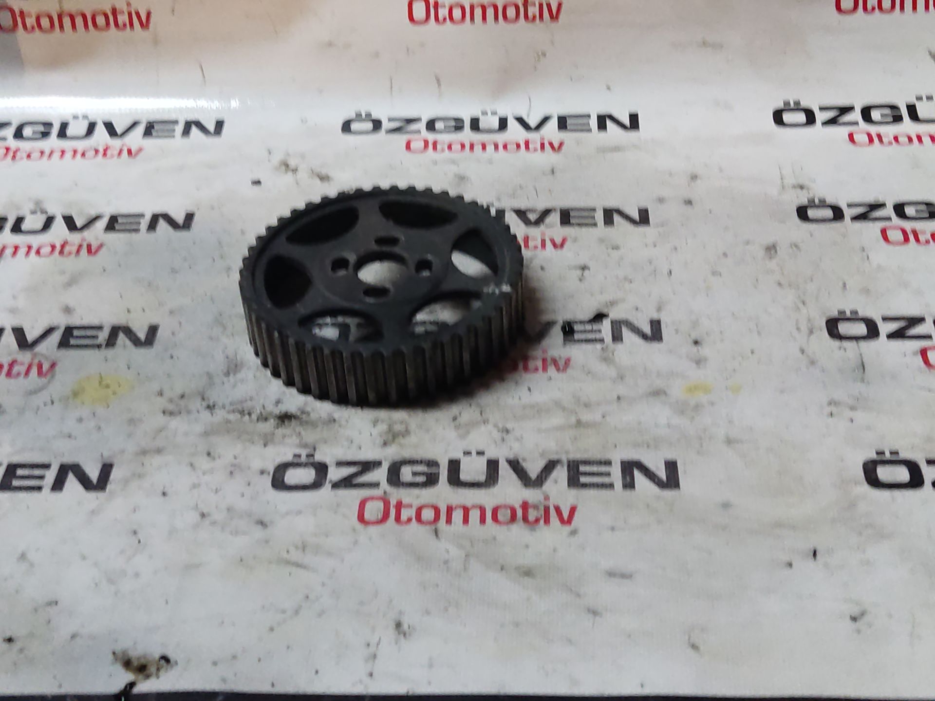 Volvo S80 2.4 D5 Egzantrik dişlisi