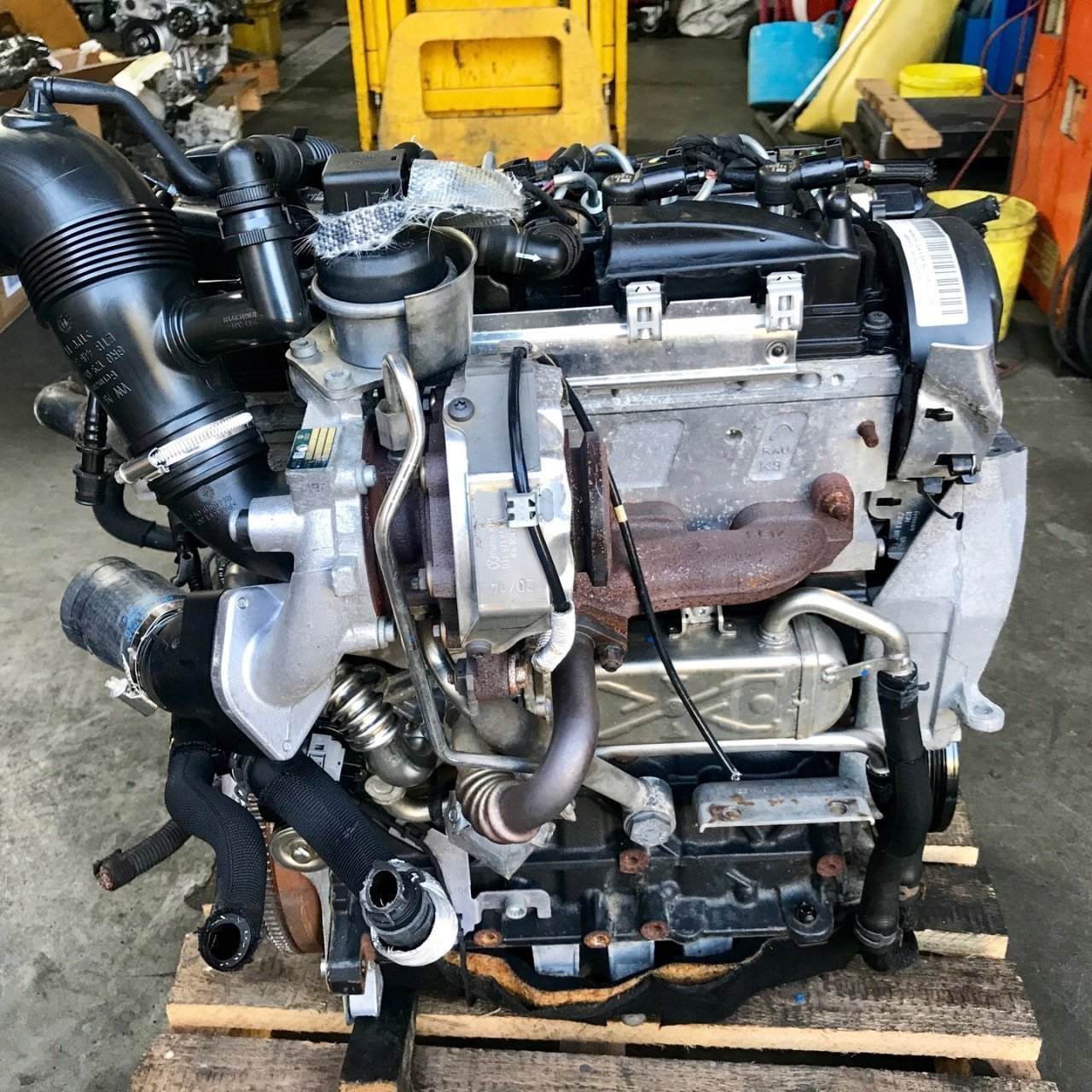 Audi A1 1.6 Tdi Cay Sandık Motor
