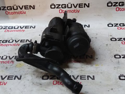 Volvo S80 2.4 D5 Yağ filtre gövdesi