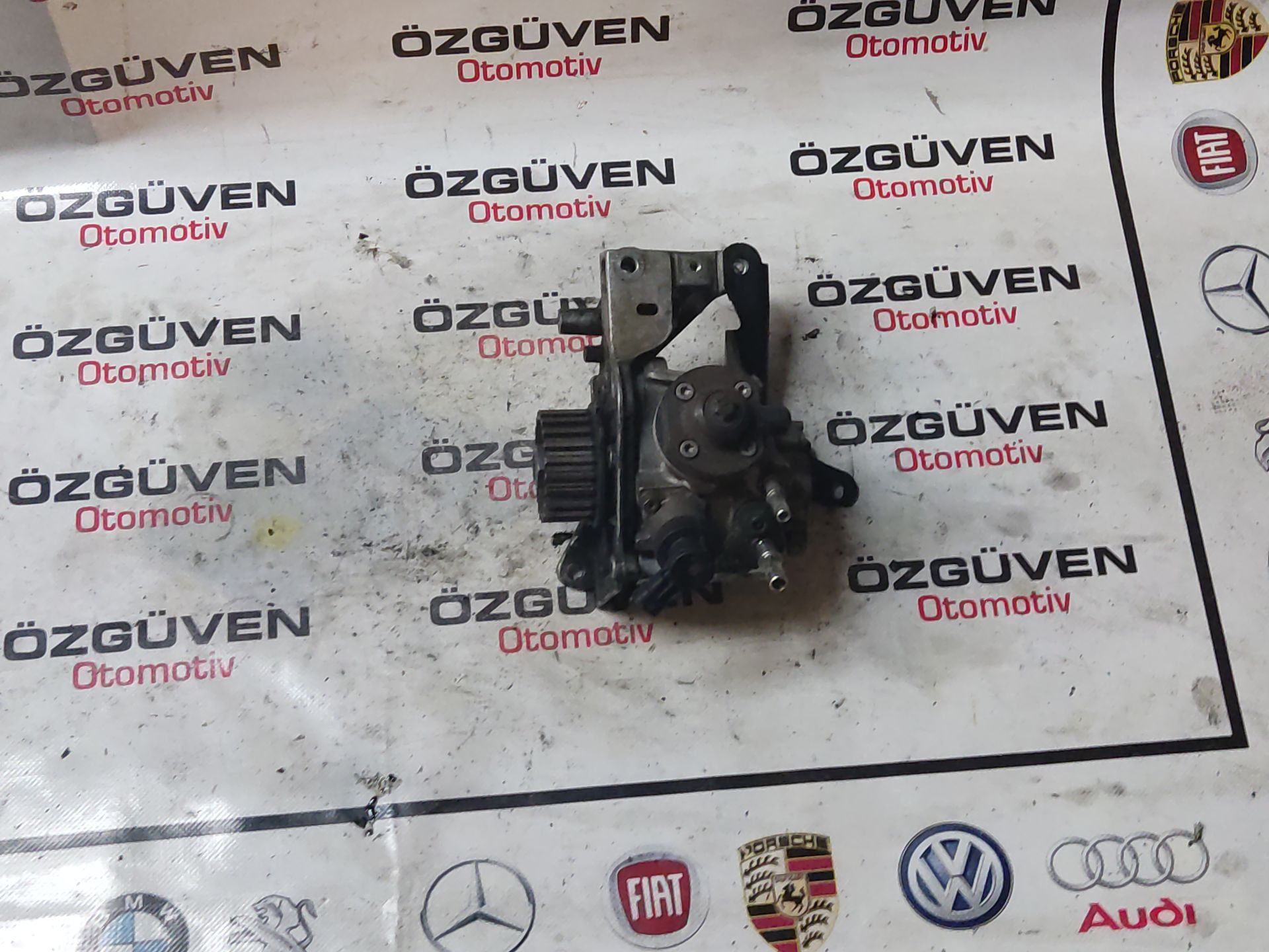 Peugeot Partner 1.6 Euro 5 Mazot pompası