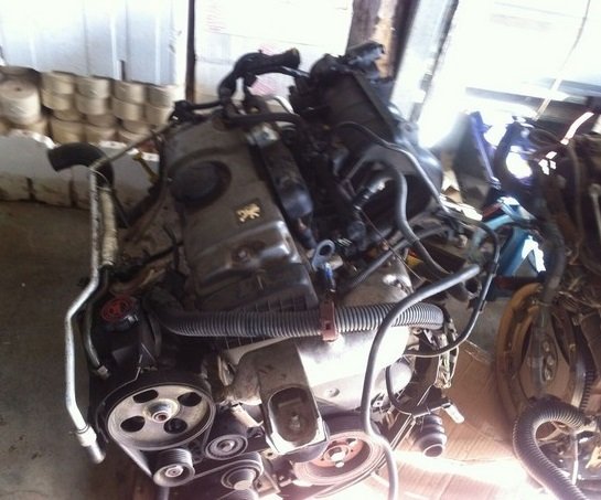 Peugeot 206 1.6 Çıkma Motor