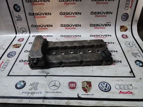 Volkswagen Tuareg 3.2 Külbütör kapağı