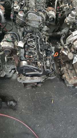 Volkswagen Passat 1.6 Tdi 105Hp Cay Sandık Motor