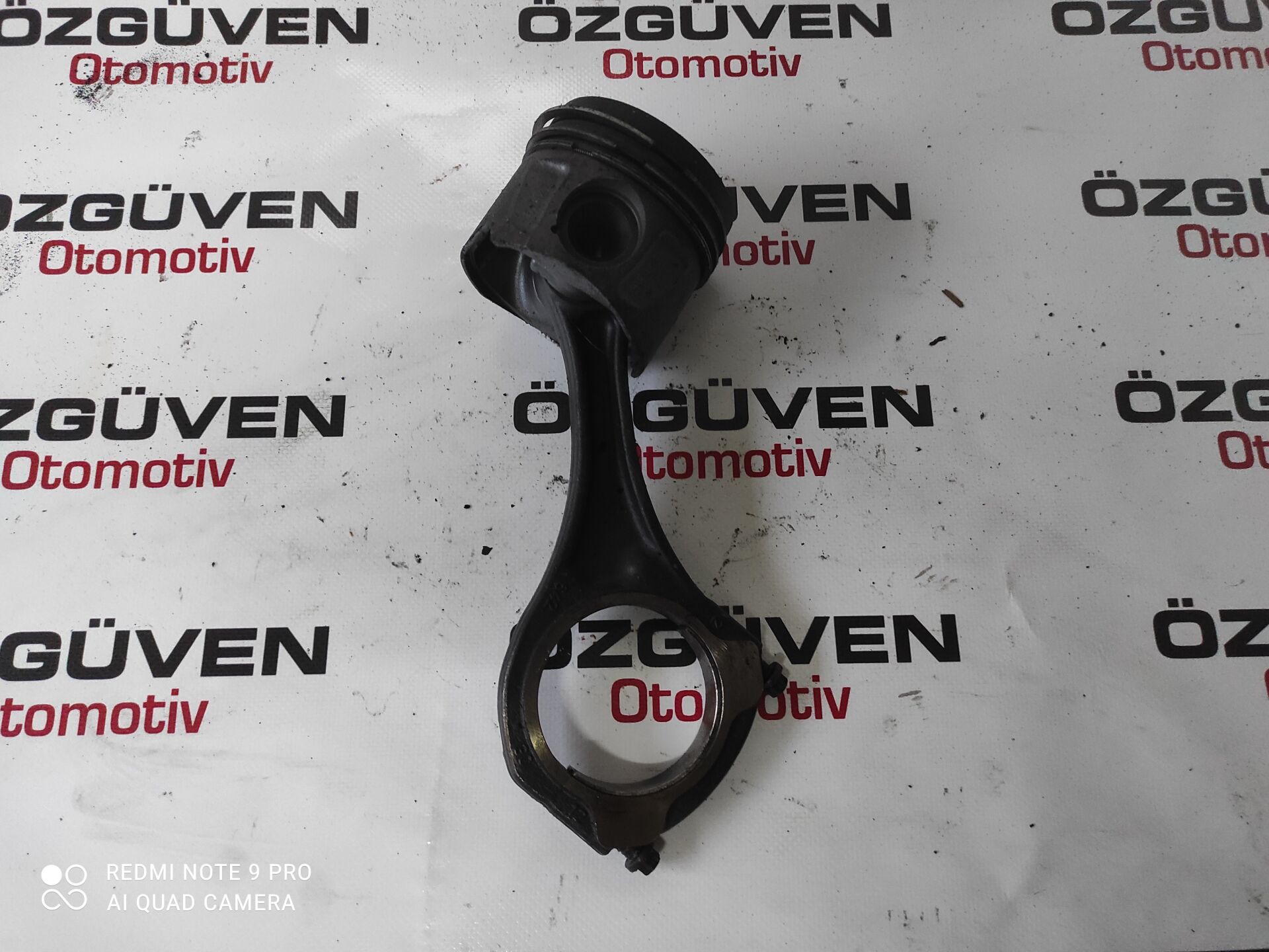 Mercedes 642 Piston Kolu