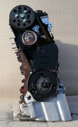Volkswagen Passat 1.9 Tdi Avx Sandık Motor