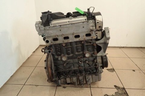 Volkswagen Passat 1.6 Tdi 105Hp Cay Sandık Motor