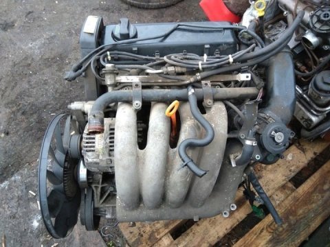 Audi A4 1.6 Adp Çıkma Motor