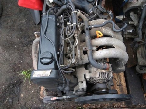 Audi A4 1.6 Adp Çıkma Motor