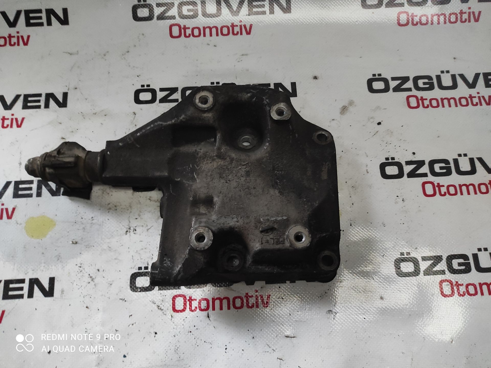 Honda Civic Ies Klima Bağlantı Braketi