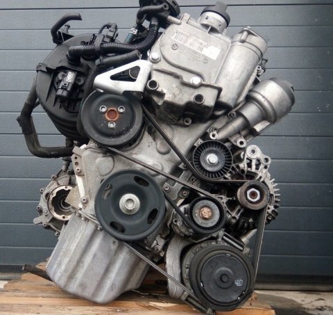 Volkswagen Touran 1.6 Fsi Blf Çıkma Motor