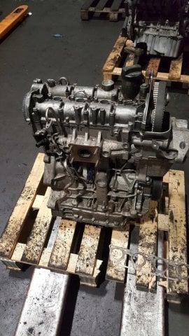 Volkswagen Passat 1.4 Tsi Cxs Çıkma Motor