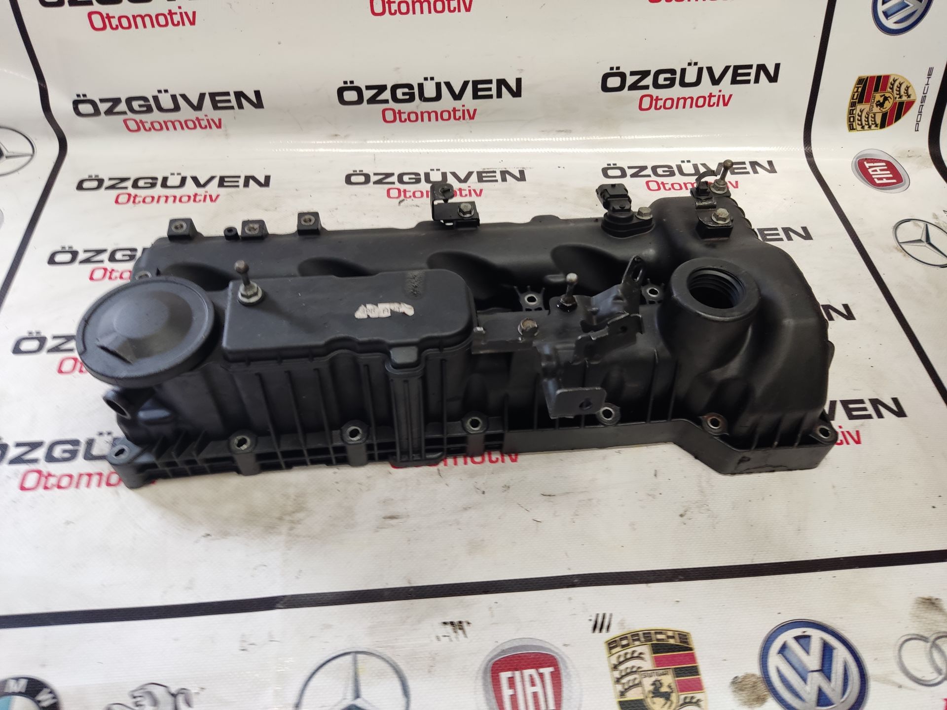 Kia Sorento 2.2 Dizel Külbütor kapağı