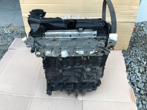 Skoda Yeti 1.6 Tdı Cayc Çıkma Motor