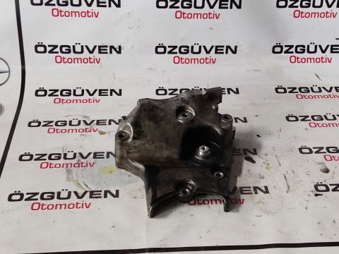 Opel Insignia 2.0 Dizel Motor kulak Braketi