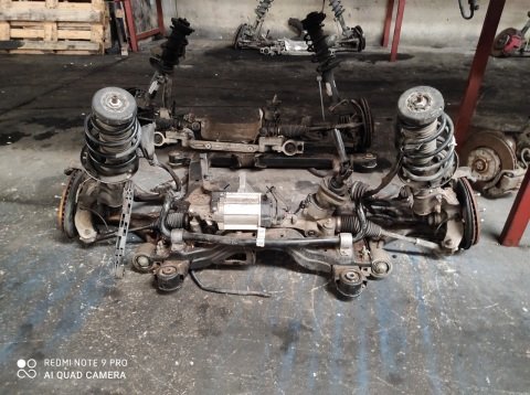 Opel Astra 1.4 Turbo Çıkma Ön Beşik