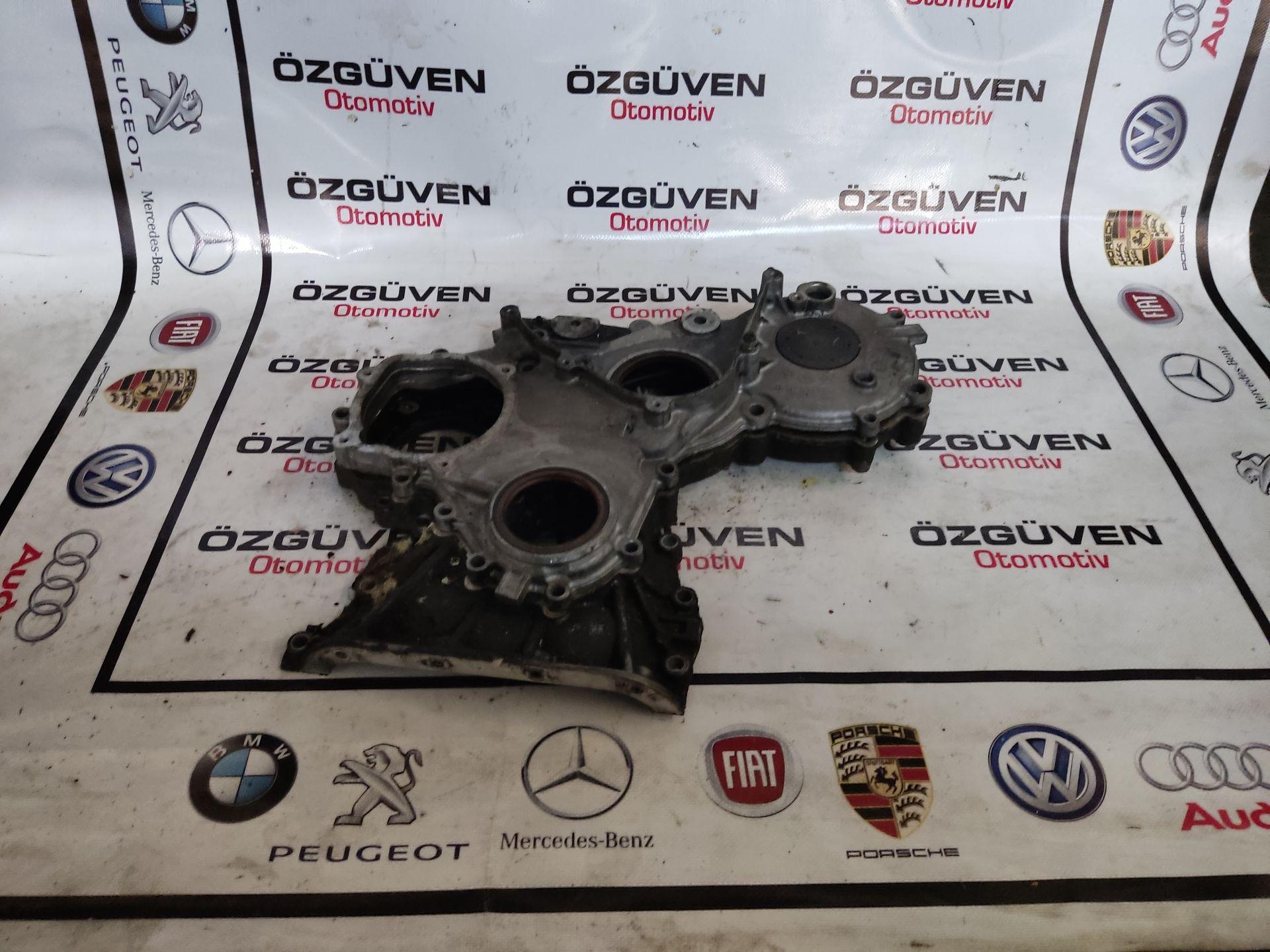 Renault Master 2.5 ön zincir kapagi iç dış