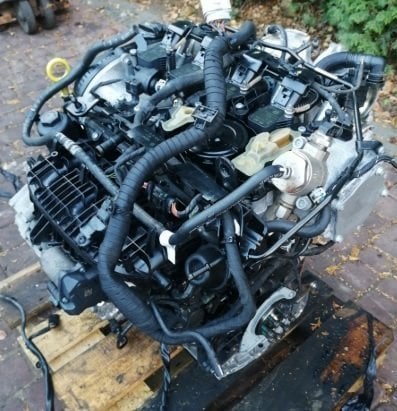 Volkswagen Passat 2.0 Tfsi Chh Yarım Motor