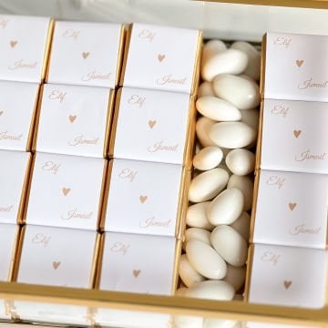 2'li Set- Beyaz Güllü İsteme Buketi ve İsteme Çikolatası