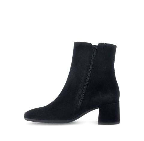 Invalid use of alt Image variable