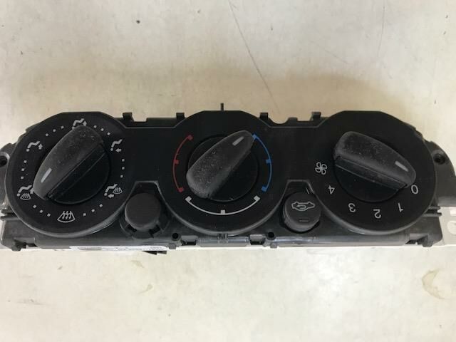 FORD FOCUS 2005-2008 KUMANDA ÜNİTESİ