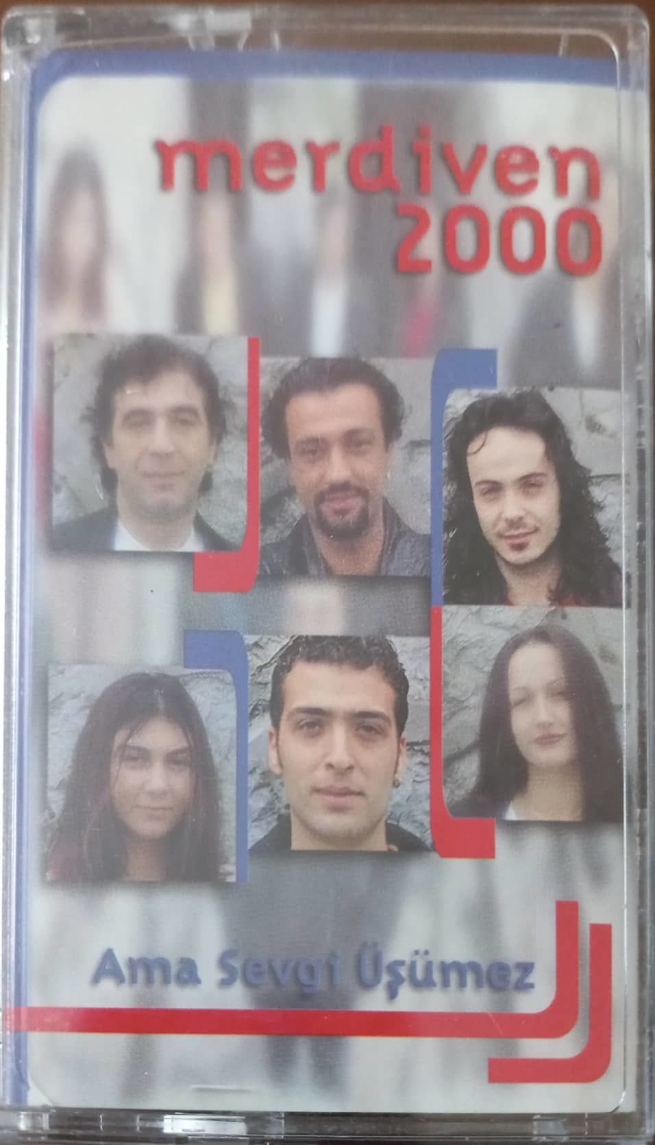 Merdiven 2000 Ama Sevgi Üşümez Kaset