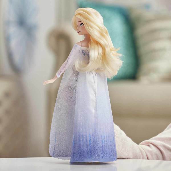 Disney Frozen 2 - Şarkı Söyleyen Kraliçe Elsa