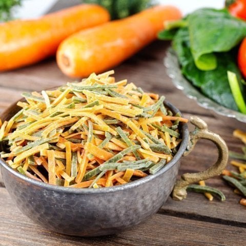 نودلز الخضار المشكلة