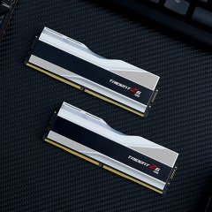 GSKILL Trident Z5 RGB Silver DDR5-6000Mhz CL36 32GB (2X16GB) DUAL (36-36-36-76) 1.3V Bellek Kiti