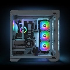 Thermaltake Pure 12 Beyaz Adreslenebilir ARGB 3x120mm Fan + Kontrolcülü Kasa Fan Kiti