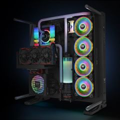 Thermaltake Quad Riing Dört Farklı Led Katmanlı ARGB 3x140mm Fan + Kontrolcülü Kasa Fanı Kiti