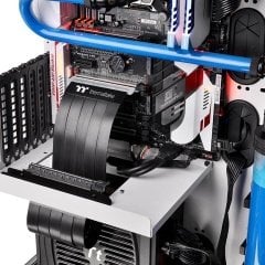 Thermaltake PCI-e 3.0 X16 300mm Riser Kablo