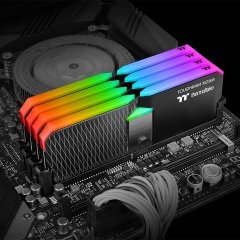 Thermaltake TOUGHRAM XG RGB DDR4-4000Mhz CL19 16GB (2X8GB) Dual Bellek Kiti