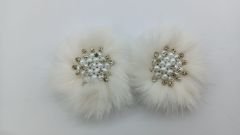 BOOTIES ORNAMENT CREAM DESIGN WITH WHITE STONE