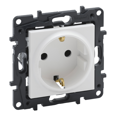 Raventi C. Kor.Topr Priz, Beyaz