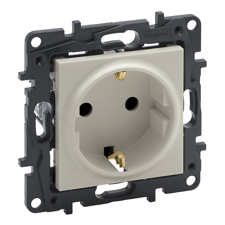 Raventi C. Kor.Topr Priz, Krem