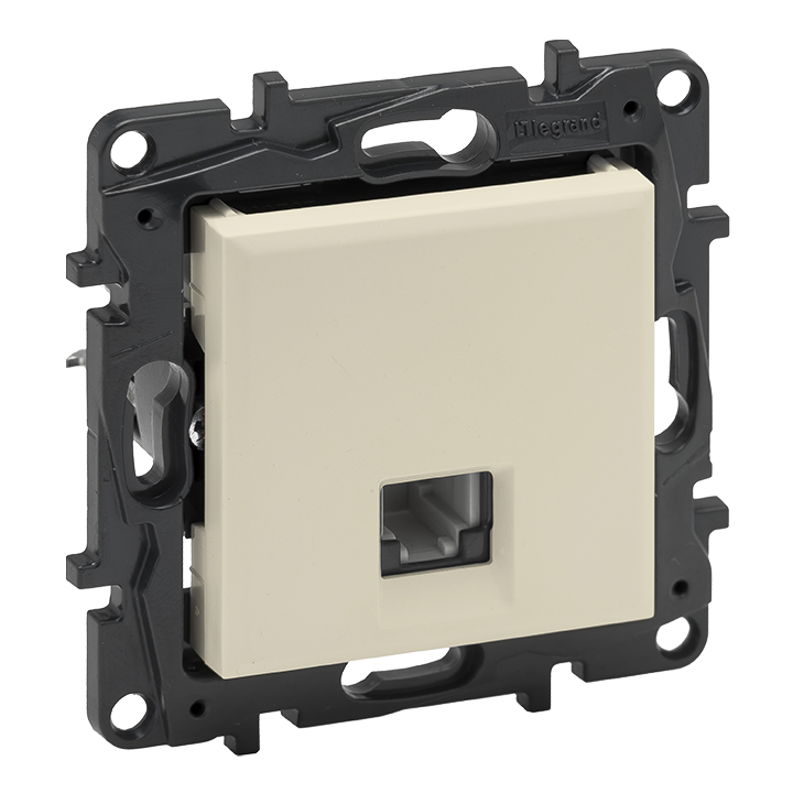 Raventi RJ45 Cat5E UTP Krem