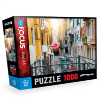 1000 Parça Traveller Woman (Gezgin Kadın) Puzzle Blue Focus Yayınları