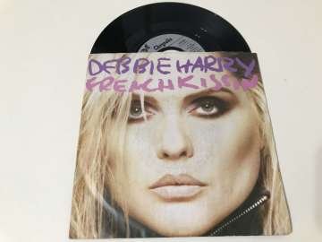 Debbie Harry – French Kissin