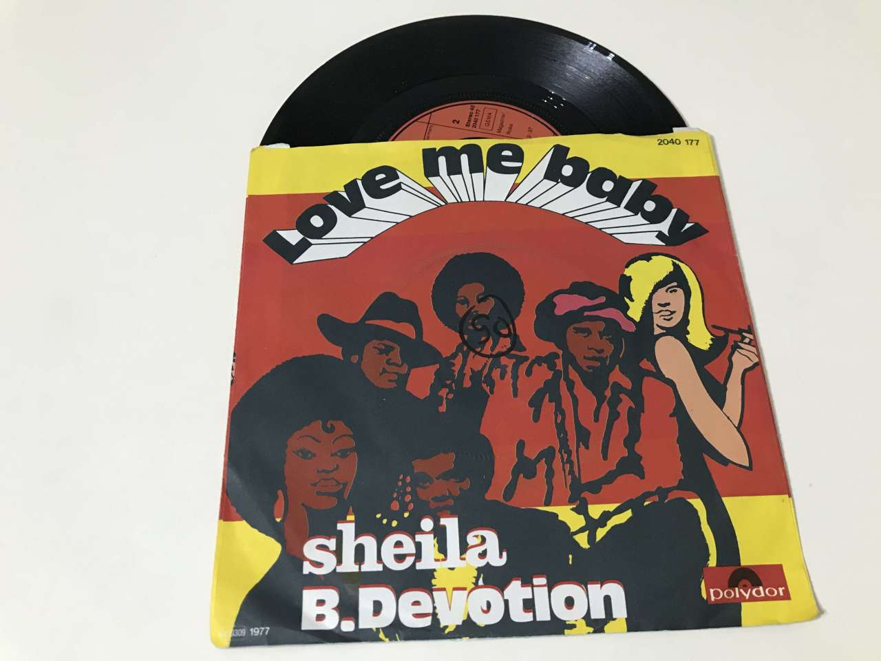 Sheila B. Devotion – Love Me Baby