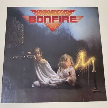 Bonfire ‎– Don't Touch The Light