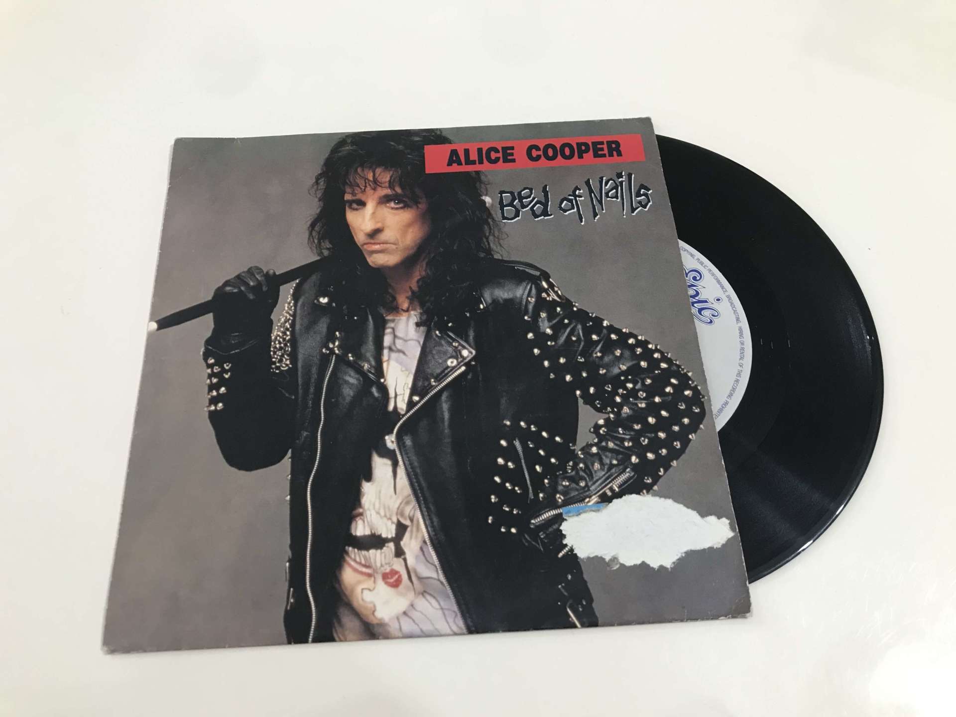 Alice Cooper - Bed of Nails (Countdown, 1989) - YouTube