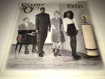 10dB ‎– Steppin' Out