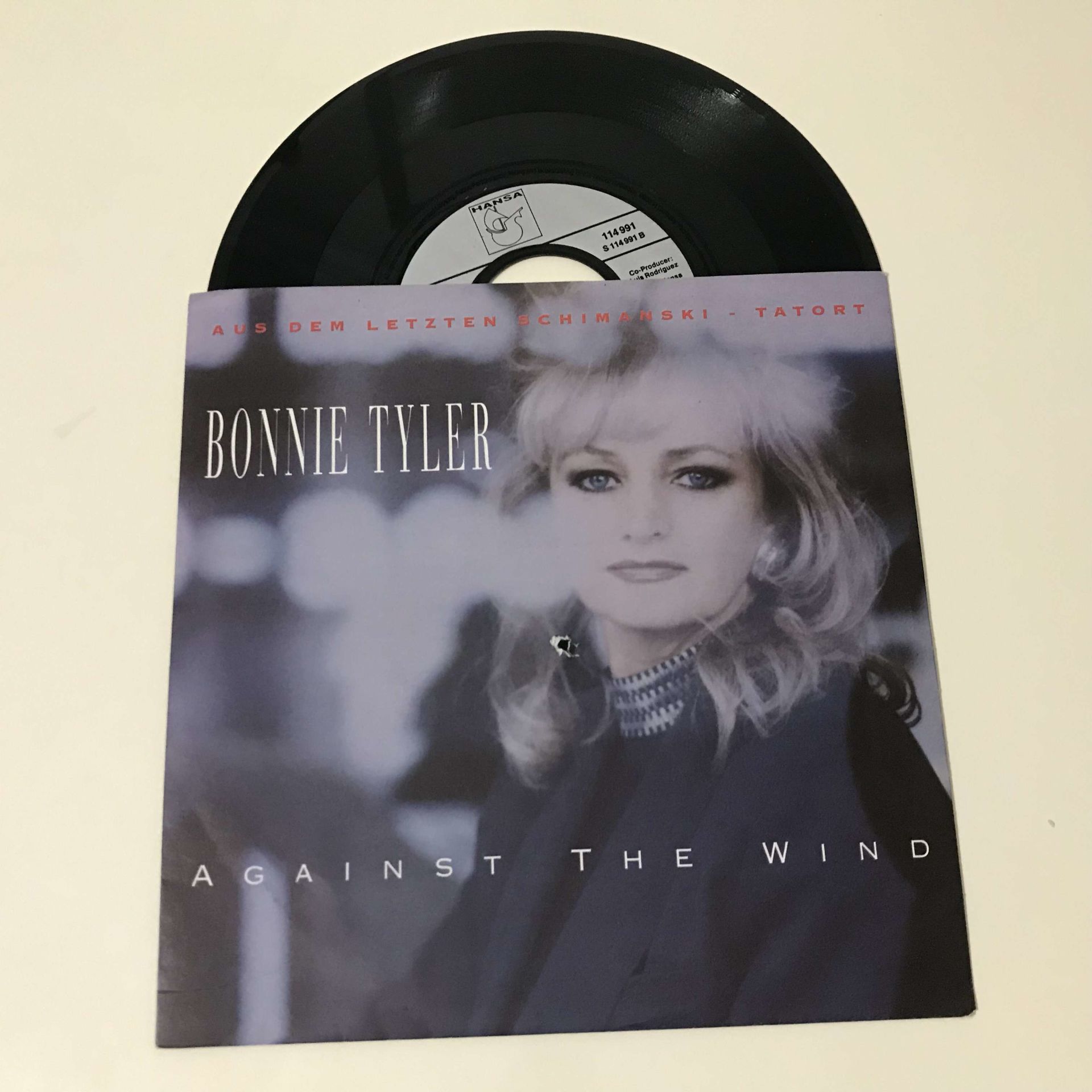 Bonnie Tyler – Against The Wind